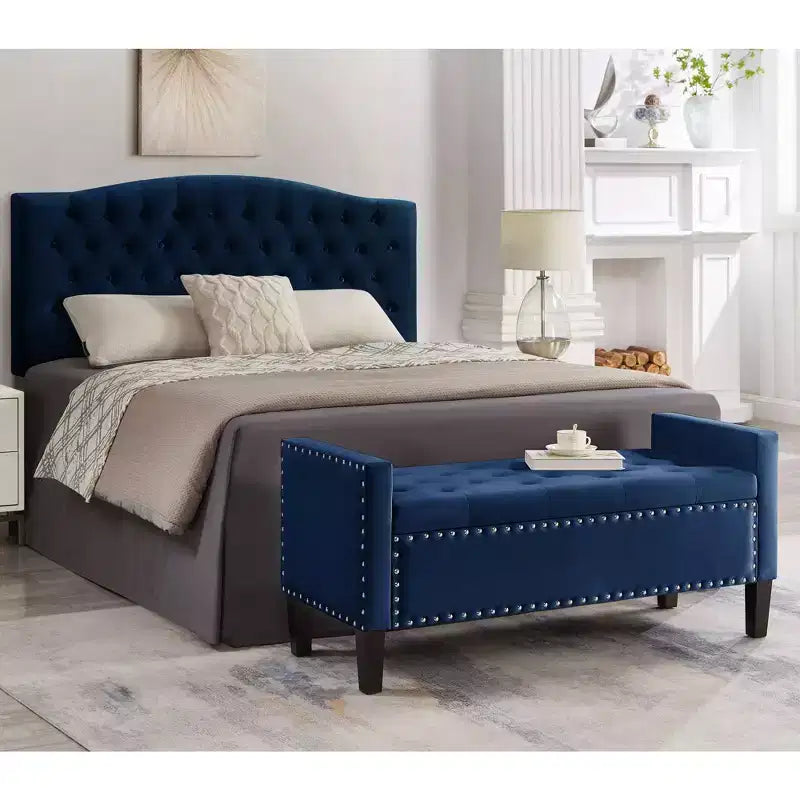 Banc de rangement capitonné avec accoudoirs et garniture cloutée – Bleu marine